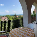 Gyoengyvirag Szallas Balatonfüred