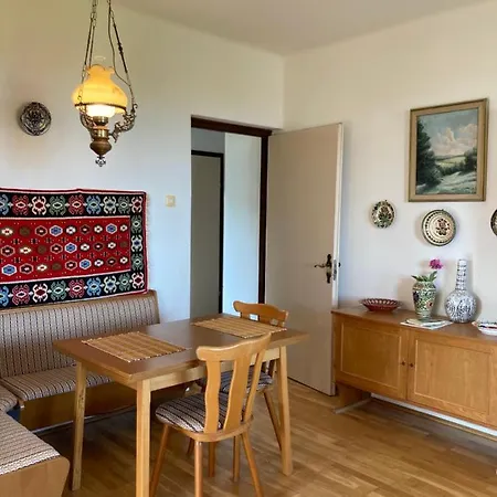 Apartmán Gyoengyvirag Szallas *