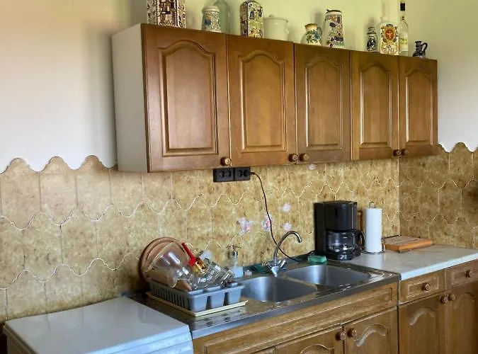 Gyoengyvirag Szallas Balatonfured